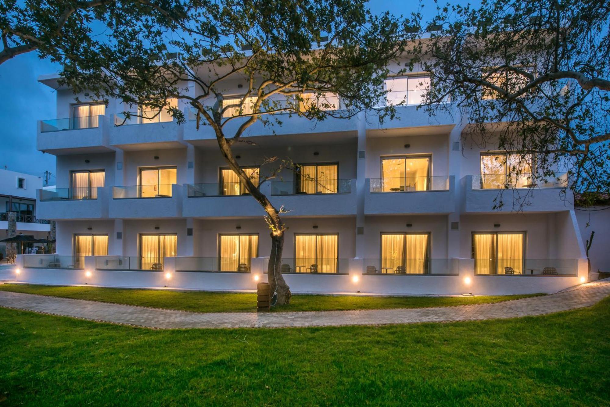 South Coast Hotel Makrýgialos Esterno foto