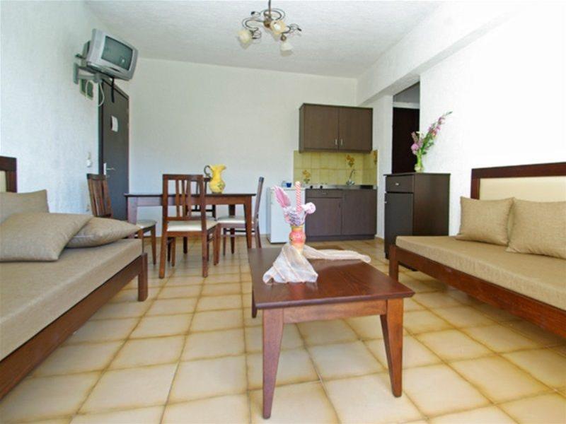 South Coast Hotel Makrýgialos Esterno foto